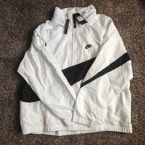 NWT Nike Anorak Hooded Jacket. Size XXL
